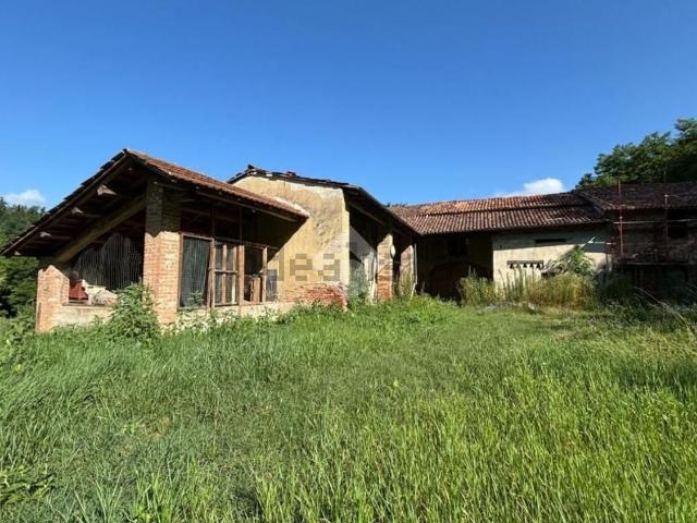 Villetta indipendente in vendita di 471 m² in Via Case Sparse, 14