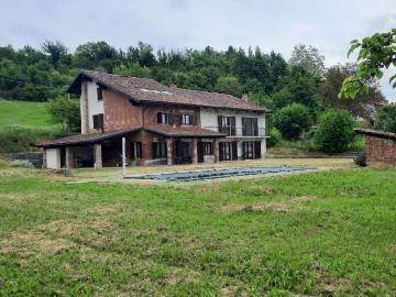 Villetta indipendente in vendita di 474 m² in Frazione San Lorenzo