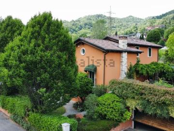 Villetta indipendente in vendita di 475 m²
