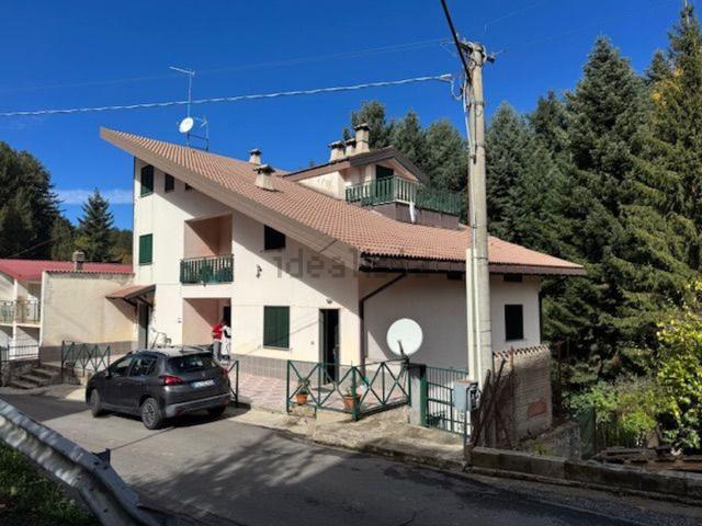 Villetta indipendente in vendita di 479 m² in Viale Giovanni Boccaccio, 8