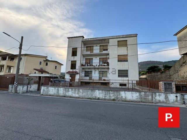 Villetta indipendente in vendita di 480 m² in Via Appia, 19
