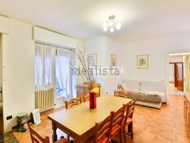 Villetta indipendente in vendita di 480 m² in Via Garibaldi
