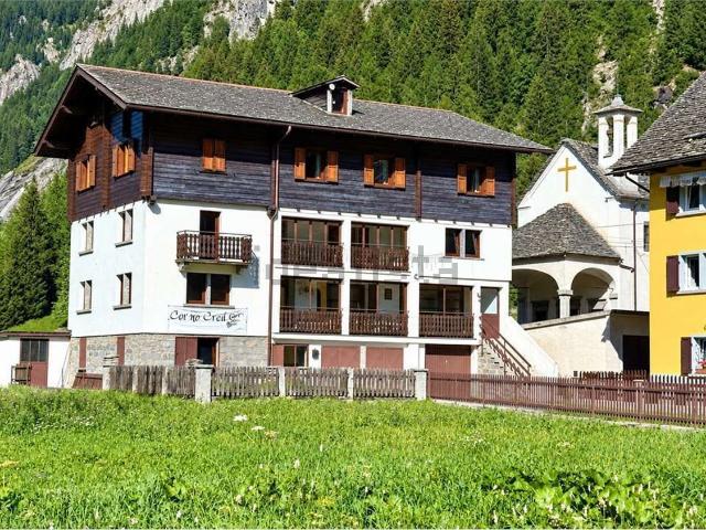 Villetta indipendente in vendita di 480 m² in Frazione Fondovalle