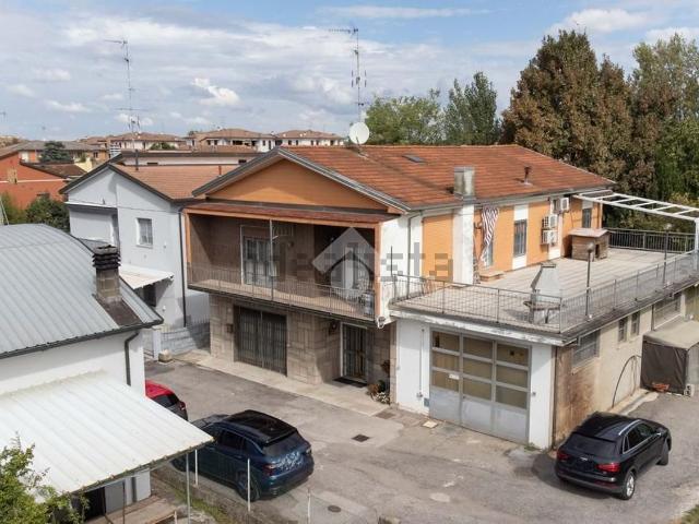 Villetta indipendente in vendita di 481 m² in Via Niccolò Copernico, 9