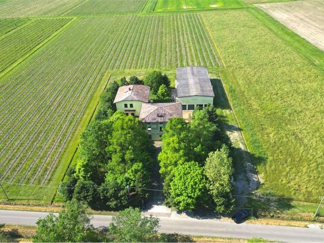 Villetta indipendente in vendita di 482 m²