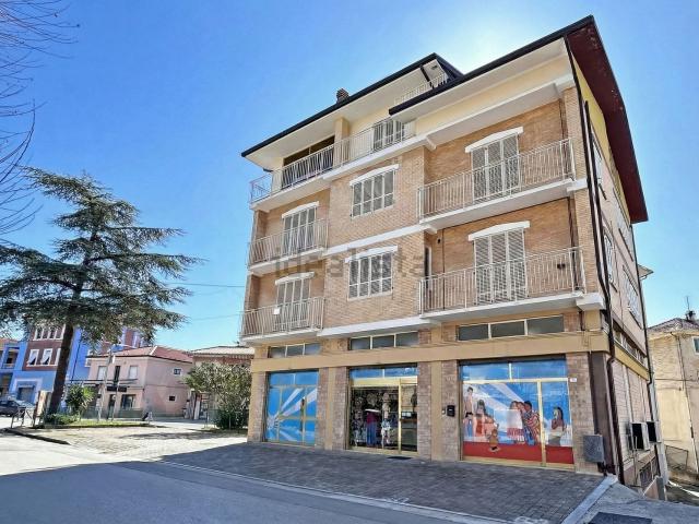 Villetta indipendente in vendita di 483 m² in Via Giacomo Brodolini, 2