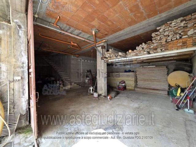 Villetta indipendente in vendita di 483 m² in Via Fossa della Creta