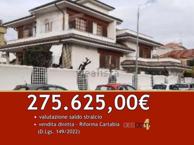 Villetta indipendente in vendita di 483 m² in Via Rodi
