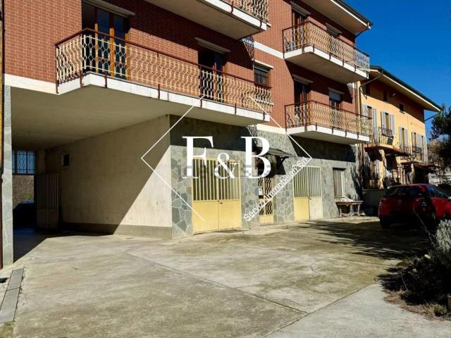 Villetta indipendente in vendita di 486 m² in Frazione San Pietro, 39