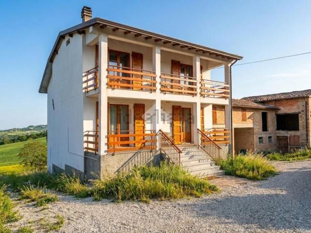 Villetta indipendente in vendita di 486 m² in Strada Lodrignano, 14