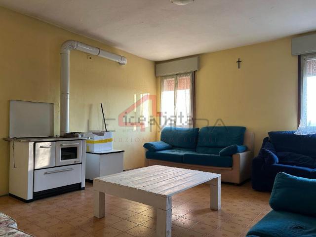Villetta indipendente in vendita di 487 m²