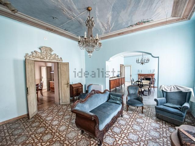 Villetta indipendente in vendita di 488 m² in Via Virgilio, 3