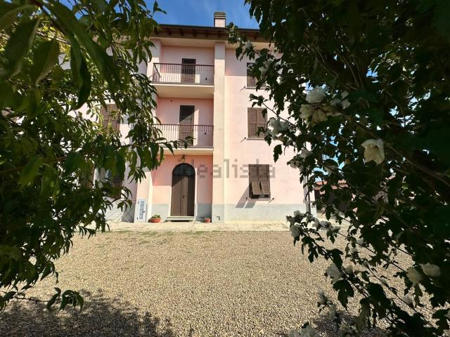 Villetta indipendente in vendita di 490 m²