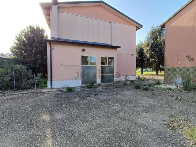 Villetta indipendente in vendita di 490 m² in Via San Francesco