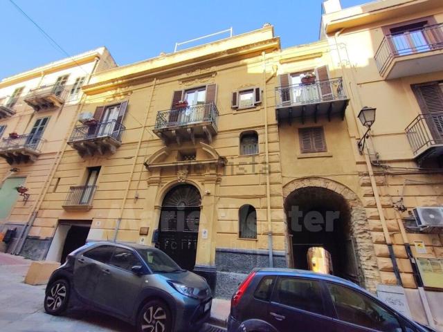 Villetta indipendente in vendita di 490 m² in Via Vittorio Emanuele, 107
