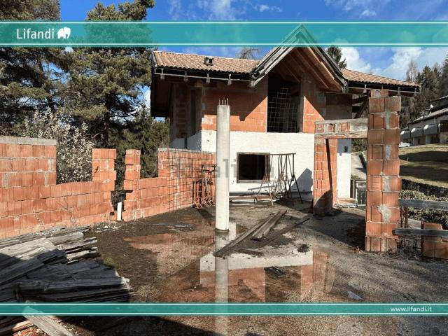 Villetta indipendente in vendita di 491 m²