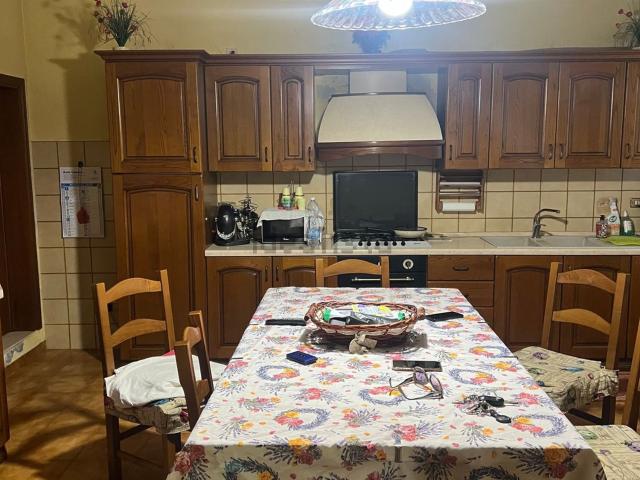 Villetta indipendente in vendita di 492 m² in Strada aldegatta