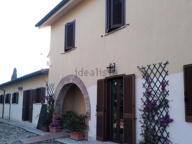 Villetta indipendente in vendita di 494 m² in Strada della Chiesuola