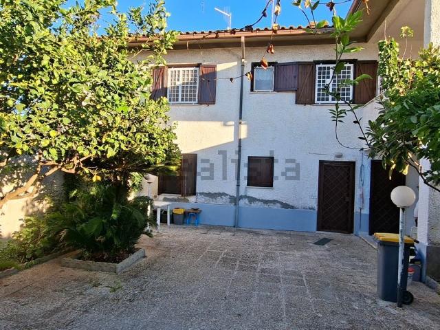 Villetta indipendente in vendita di 53 m² in Viale Roma, 56