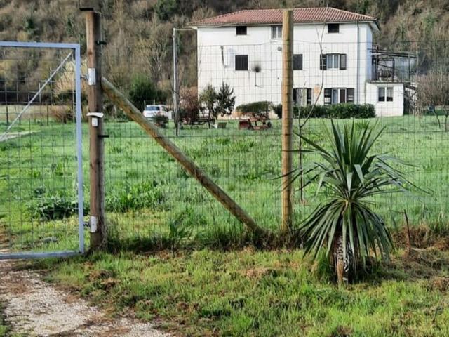 Villetta indipendente in vendita di 500 m² in Via Monte Cicuto