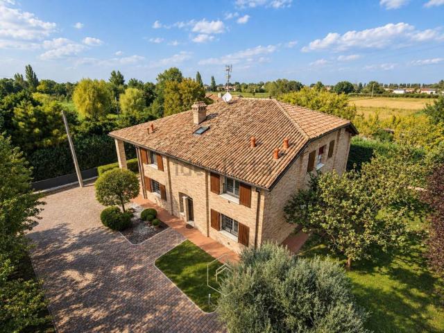 Villetta indipendente in vendita di 500 m²