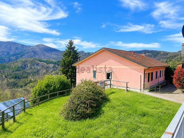 Villetta indipendente in vendita di 500 m² in Via 4 Novembre