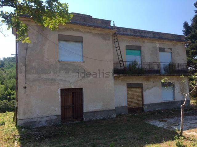 Villetta indipendente in vendita di 500 m² in Via Capo d&apos acqua