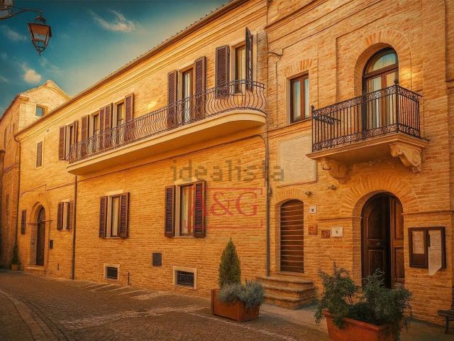 Villetta indipendente in vendita di 500 m² in Via Giuseppe Garibaldi, 13