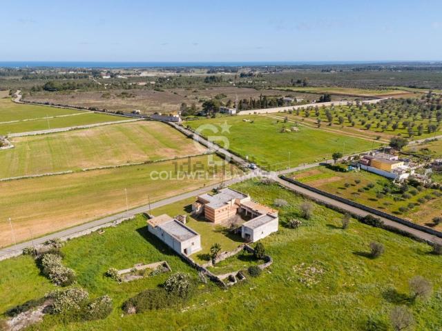 Villetta indipendente in vendita di 500 m² in Via Giovanni Miani