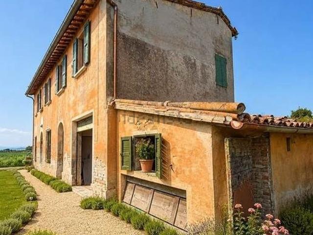 Villetta indipendente in vendita di 500 m² in Via Don Romeo Bagattoni