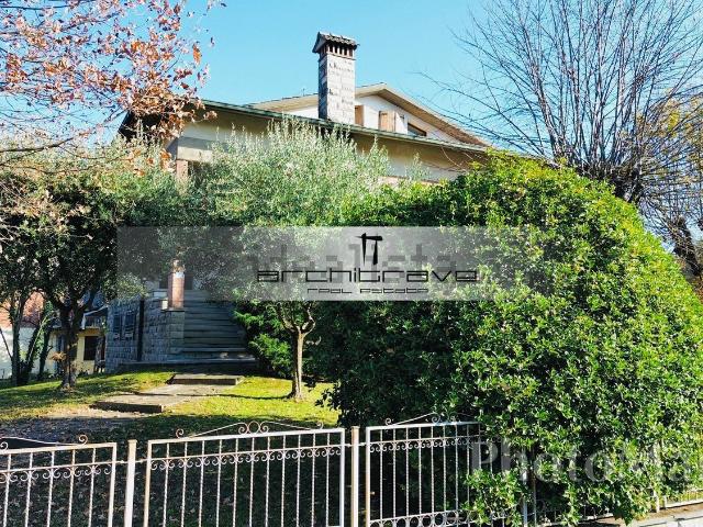 Villetta indipendente in vendita di 500 m² in Via dello Sport, 7