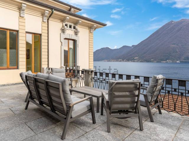 Villetta indipendente in vendita di 500 m² in Via Milano