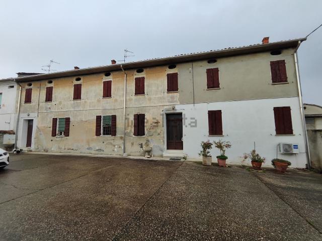 Villetta indipendente in vendita di 500 m² in Via Settecamini, 27