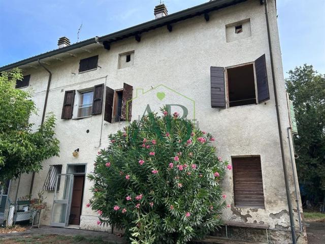 Villetta indipendente in vendita di 500 m² in Via Piangipane, 306