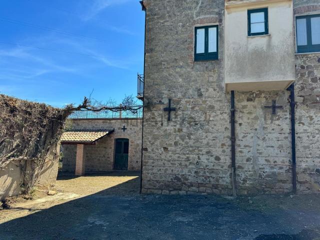 Villetta indipendente in vendita di 500 m² in Contrada Sant&apos Anna