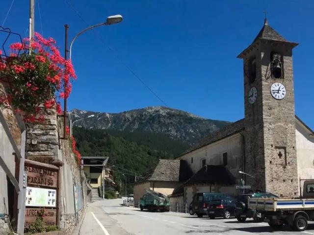 Villetta indipendente in vendita di 500 m² in Località Bacinasco