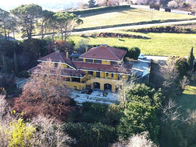 Villetta indipendente in vendita di 500 m² in Piazza Municipio
