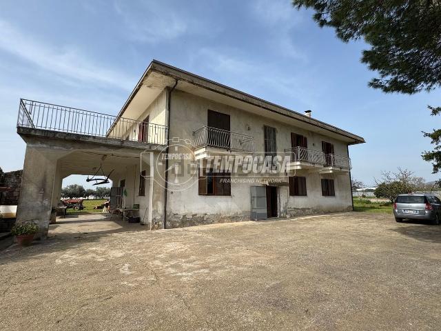 Villetta indipendente in vendita di 500 m² in Strada Statale 7