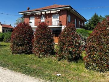Villetta indipendente in vendita di 501 m² in Via Poirino, 402