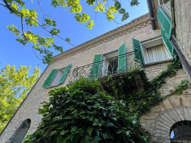 Villetta indipendente in vendita di 502 m² in Via Picena