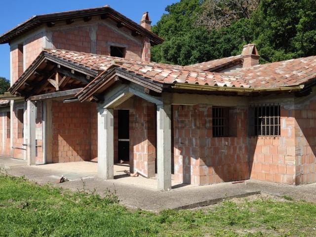 Villetta indipendente in vendita di 506 m² in Via Madonna della Neve
