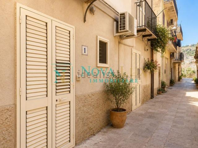 Villetta indipendente in vendita di 50 m² in Vico Segesta