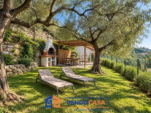 Villetta indipendente in vendita di 50 m² in Via castellari