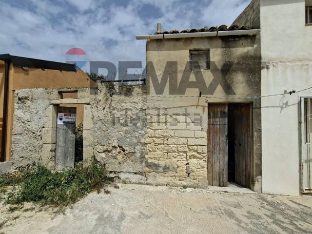 Villetta indipendente in vendita di 50 m² in Via dello Zaffiro