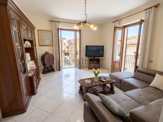 Villetta indipendente in vendita di 510 m² in Via Roma