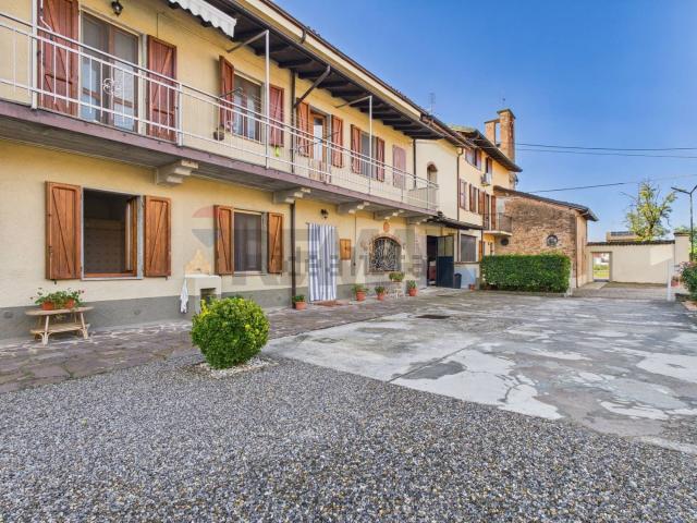 Villetta indipendente in vendita di 510 m² in Frazione Bottarolo, 4