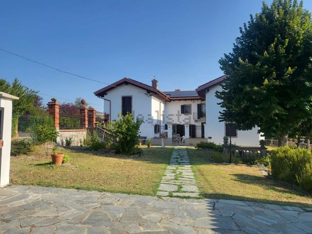 Villetta indipendente in vendita di 513 m² in Strada Monterosso, 62