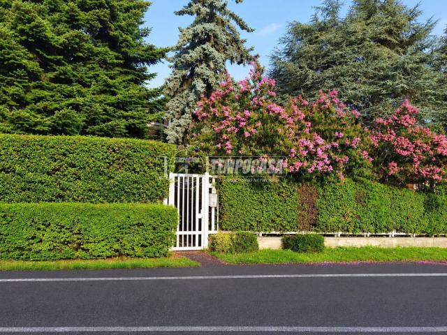 Villetta indipendente in vendita di 515 m² in Via Donatori di Sangue, 15