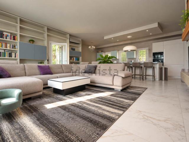 Villetta indipendente in vendita di 515 m² in Via Pietraguarda