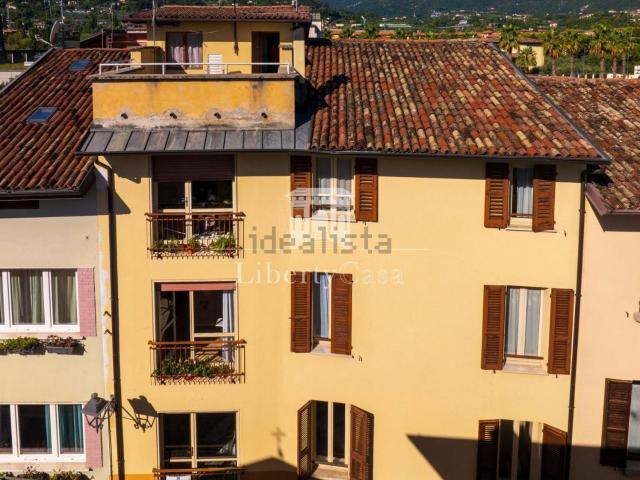 Villetta indipendente in vendita di 515 m² in Via Pietro da Salò